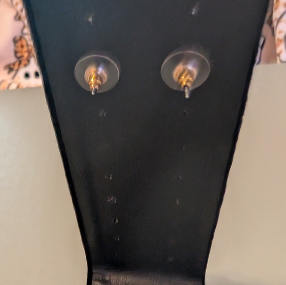 Betsey Johnson 🍄Mushroom earrings - Picture 5 of 5